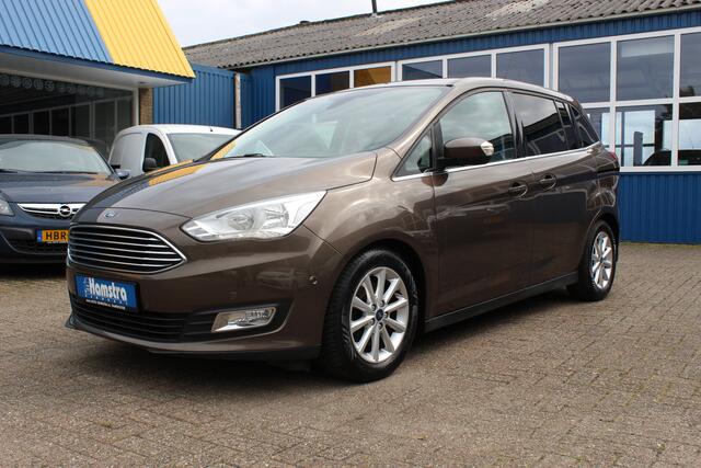 Ford GRAND C-MAX 1.0i "Titanium" Cruise - Clima - PDC !!! 125 Pk
