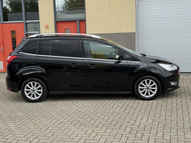 Ford GRAND C-MAX 1.0 Titanium 7p. Navi, Nieuwe DistributieRiem