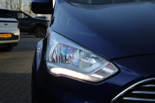 Ford GRAND C-MAX 1.0 Titanium 125pk | Trekhaak | Sensoren Voor & Achter | verwarmd voorruit