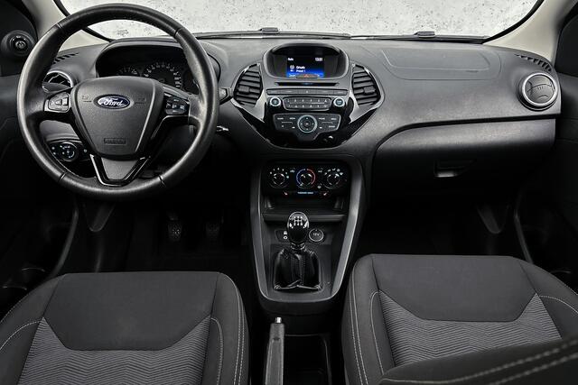 Ford KA Ka+ 1.2 Trend Ultimate | Stoelverwarming | Parkeersensoren | Airco | Cruise control