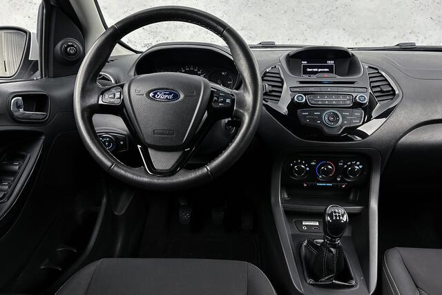 Ford KA Ka+ 1.2 Trend Ultimate | Stoelverwarming | Parkeersensoren | Airco | Cruise control