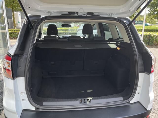 Ford KUGA 1.5 EcoBoost Titanium 150pk/110kW 6-bak WORDT VERWACHT EIND AUGUSTUS | Trekhaak | Camera | Bi-Xenon | Winter Pack | etc. etc.