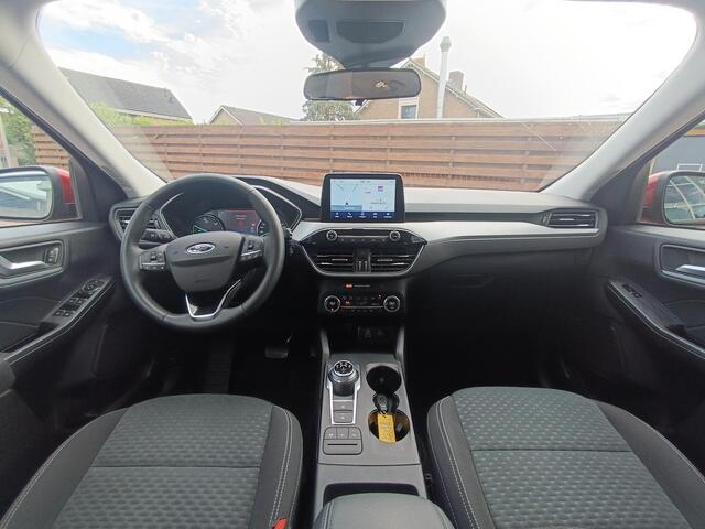 Ford KUGA 2.5 PHEV Titanium, trekhaak, cruise, carplay