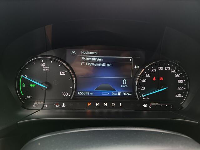 Ford KUGA 2.5 PHEV Titanium, trekhaak, cruise, carplay