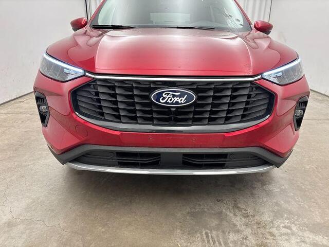 Ford KUGA 2.5 PHEV Titanium 243pk | Driver Assistance Pack | Winterpack | Wegklapbare Trekhaak | 2.100kg Trekgewicht |