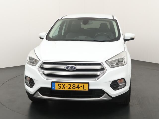 Ford KUGA 1.5 EcoBoost Titanium | Elek. Achterklep | Trekhaak | Camera | Half leder | Auto-inparkeren |