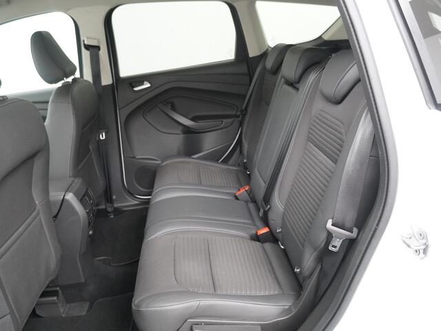 Ford KUGA 1.5 EcoBoost Titanium | Elek. Achterklep | Trekhaak | Camera | Half leder | Auto-inparkeren |