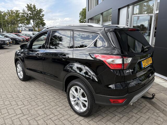 Ford KUGA 1.5 EcoBoost Titanium 1e eignaar // dealeronderhouden // trekhaak // half leder // elec a klep // camera