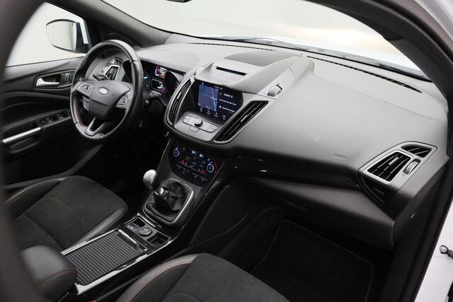 Ford KUGA 1.5 EcoBoost ST Line 2017 Navigatie | Camera | Bluetooth | Trekhaak 2000kg trekgewicht | Half lederen bekleding | Stoelverwarming | Stuurverwarming | Cruise control | Climate control | LED