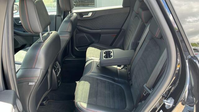 Ford KUGA 2.5 PHEV ST-Line X 225pk | Winterpack | Panoramadak | Trekhaak Afneembaar | SYNC 3 Navigatie