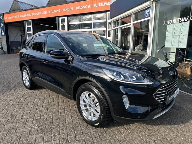 Ford KUGA 2.5 PHEV TITANIUM