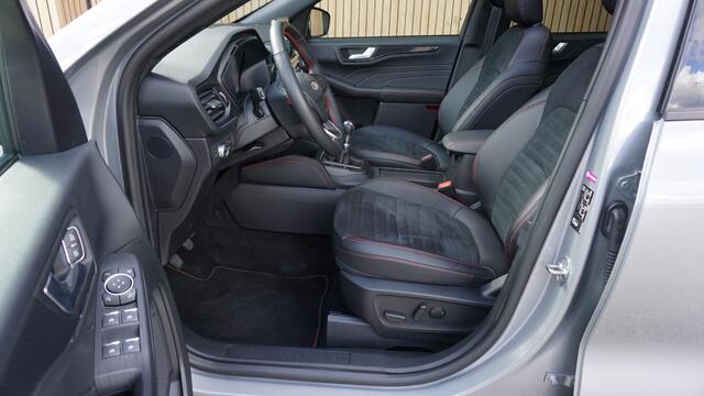 Ford KUGA 1.5 EcoBoost ST-Line X Pano.Dak Trekhaak B&O Stoel/Stuurverwarming 18inch LM Leder/Alcantara *37208km* 1800kg Trekgewicht!