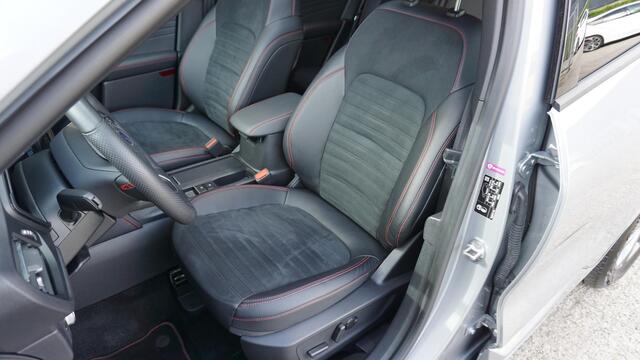 Ford KUGA 1.5 EcoBoost ST-Line X Pano.Dak Trekhaak B&O Stoel/Stuurverwarming 18inch LM Leder/Alcantara *37208km* 1800kg Trekgewicht!