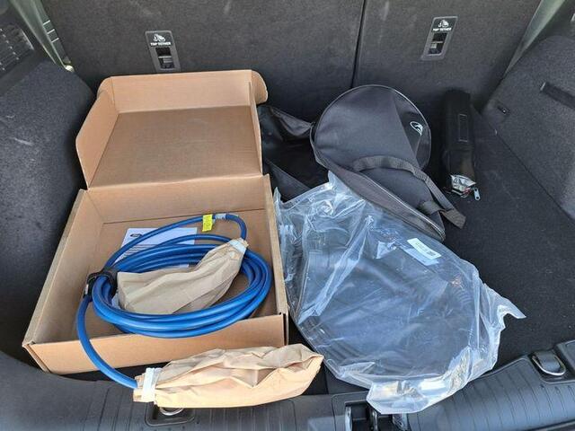 Ford KUGA 2.5 PHEV ST-Line X 243pk | Driver Assistance pack | Winterpack | Technology Pack | Panoramadak | All Weather banden | 2.100kg Trekgewicht