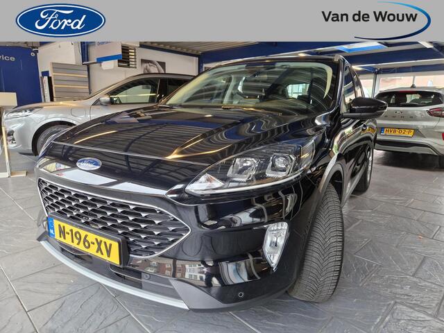 Ford KUGA 1.5 EcoBoost Titanium Trekhaak 4-seizoenenbanden!!!