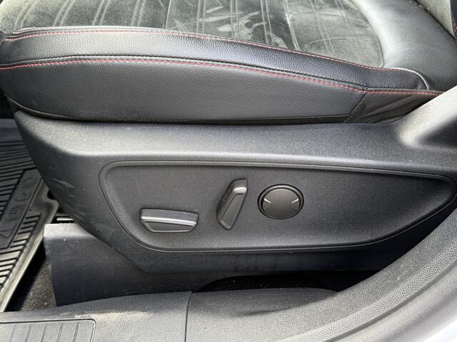 Ford KUGA 2.5 PHEV ST-Line X