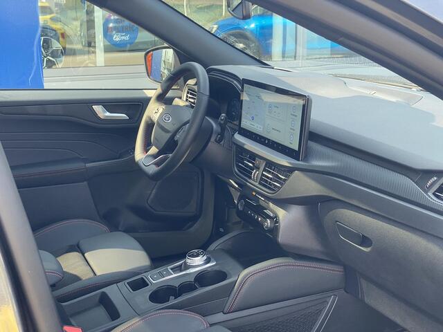 Ford KUGA 2.5 PHEV ST-Line X 243pk | Winter Pack | Wegklapbare trekhaak | 19 inch Licht metaal