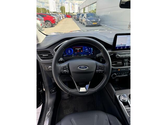 Ford KUGA 2.5 PHEV Vignale 225pk | Driver Assistance Pack | Wegklapbare Trekhaak | Winterpack | 1.500kg Trekgewicht | Slechts 22.000km |
