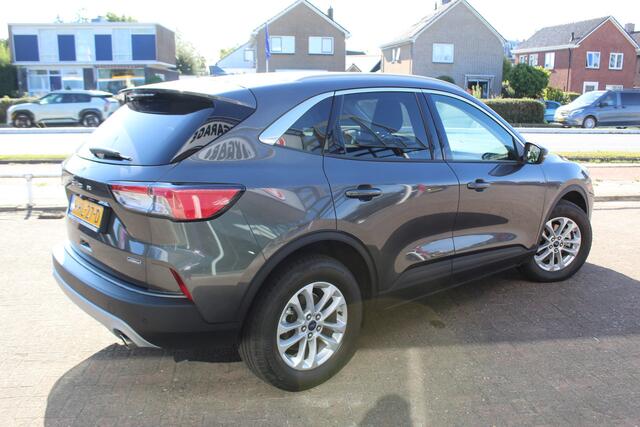 Ford KUGA 2.5-225pk PHEV Titanium X Plug-In Hybrid. Fabr. garantie t/m 07-04-2028 ! Slechts 10.000km ! Autm. airco dual, stoel-, stuur- en voorraamverw., LED verl., B&O soundsyst., metallic lak, cruise control, camera, LM wielen, elektr. achterklep en best. stoel e