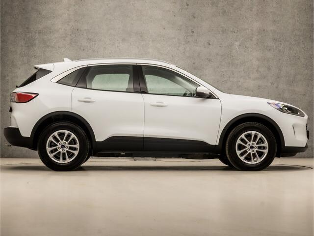 Ford KUGA 2.5 PHEV Titanium 225Pk Automaat (VIRTUAL COCKPIT, APPLE CARPLAY, GROOT NAVI, STUUR/STOELVERWARMING, CAMERA, SPORTSTOELEN, KEYLESS, CRUISE, LED KOPLAMPEN, NIEUWSTAAT)