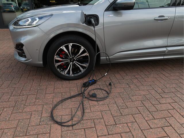 Ford KUGA 2.5 PHEV ST-Line X | Adapt Cruise | B&O | Camera V+A | Winterbandenset |