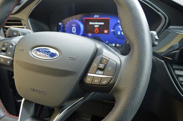 Ford KUGA VERWACHT 2.5 PHEV ST-Line X Navi, panoramadak, winterpack, driver pack, trekhaak, B&O soundsysteem