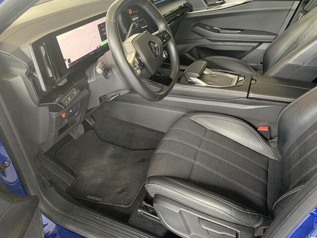 Ford KUGA 1.5 EcoBoost ST Line NAVIGATIE | TREKHAAK | PARKEERSENSOREN VOOR-EN ACHTER