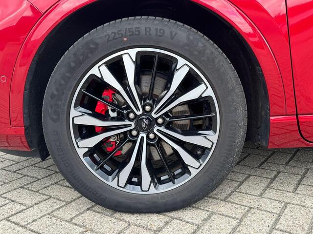 Ford KUGA 2.5 PHEV ST-Line X