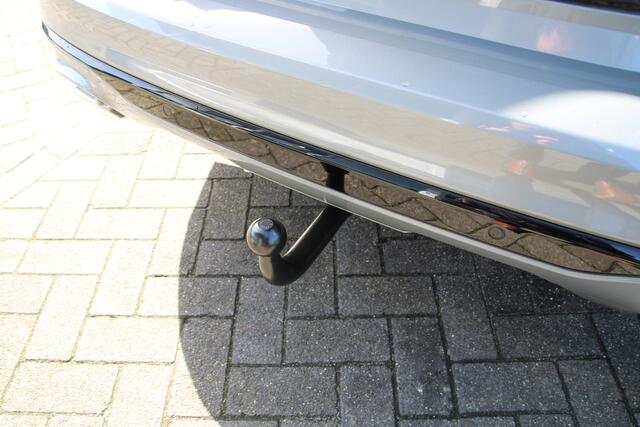 Ford KUGA 1.5 EcoBoost ST-Line X TREKHAAK AFNEEMBAAR | WINTER PACK