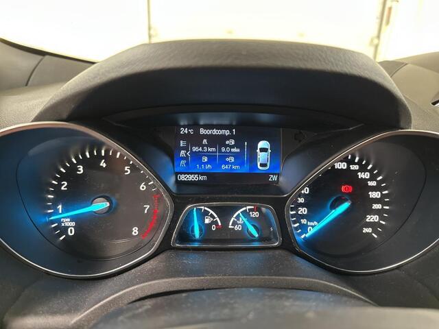 Ford KUGA 1.5 EcoBoost 150pk ST Line Navi Leder Trekhaak Parking pack Voorruitverwarming Privacy Glass