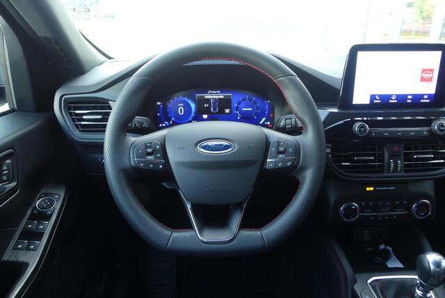 Ford KUGA 1.5 EcoBoost ST-Line CRUISE, CLIMA, WINTER PACK, NAVI, LANE ASSIST, PDC V&A, CAMERA, 8.574KM