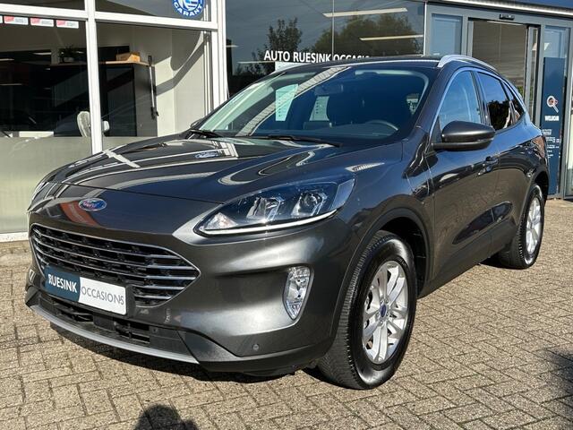 Ford KUGA 2.5 PHEV TITANIUM