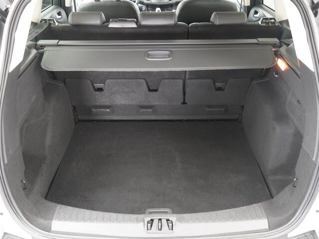 Ford KUGA 1.5 Titanium 4WD 182PK | Winter pack | BLIS | Trekhaak | Cruise | Camera | Navi |