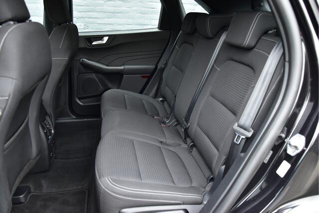 Ford KUGA 2.5 PHEV Titanium