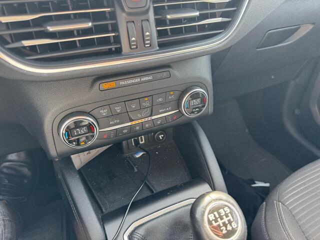 Ford KUGA 1.5 EcoBoost Titanium X 150pk | Achteruitrijcamera | Cruise control | Winterpack | 18 inch Lichtmetalen velgen | 1.800kg Trekgewicht | Dealer onderhouden