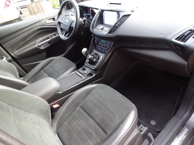 Ford KUGA 1.5 EcoBoost ST Line