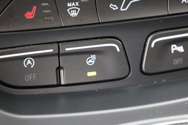 Ford KUGA 1.5 EcoBoost Titanium TREKHAAK STUUR/RUIT/STOELVERWARMING 2xPDC HALFLEER PARKASSIST 17"LMV ENZ!