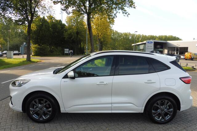 Ford KUGA 150pk ST-Line X Alle Packs en wegkl.trekhaak 1.800kg