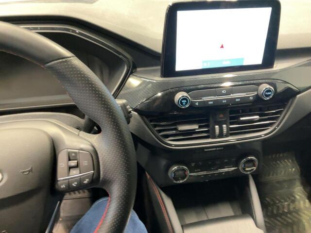 Ford KUGA 2.5 PHEV ST-Line X | Trekhaak | Panoramadak | Adaptive cruise control | Head up Display | Winter Pack | Camera