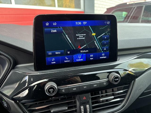 Ford KUGA 1.5 ST-LIne DIESEL / 1500KG TREKKEN / AUTOMAAT / CAMERA / STOELVERW / STUURVERW / FULL LED / KEYLESS / TREKHAAK