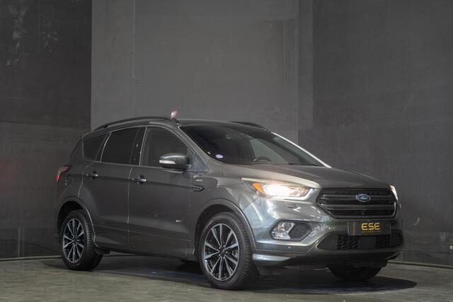 Ford KUGA 1.5 EcoBoost ST Line 4WD | Camera | Trekhaak | Dealer onderhouden