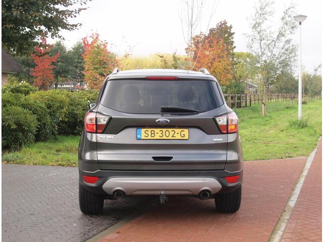 Ford KUGA 1.5 EcoBoost Titanium | Apple Carplay | Camera | Cruise Control | Trekhaak |