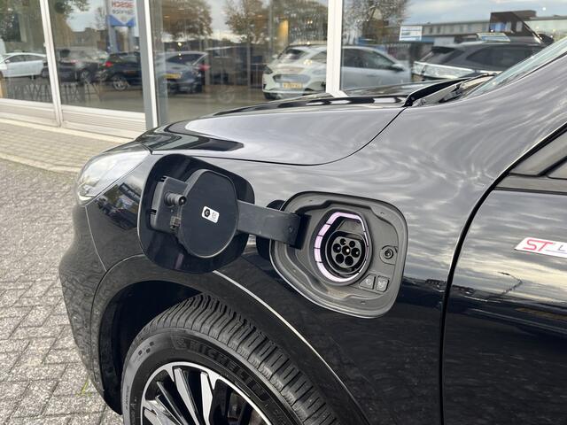 Ford KUGA 2.5 PHEV ST-Line X 225pk/165kW e-CVT Automaat | Pano | Afn. trekhaak | 19'' "| Driver Assistance Pack | Winter Pack | Design Pack | Rondom camera | etc. etc.