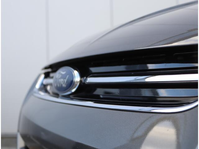 Ford KUGA 1.5 Titanium Styling Pack | Winter Pakket | Camera | Trekhaak