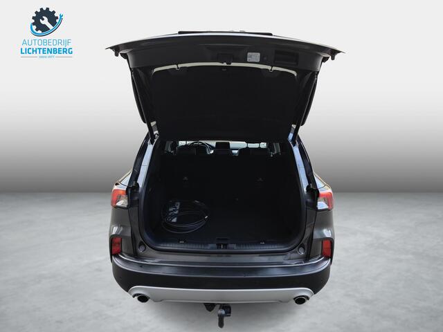 Ford KUGA Titanium X HUD / ADAPT Cruise / Trekhaak