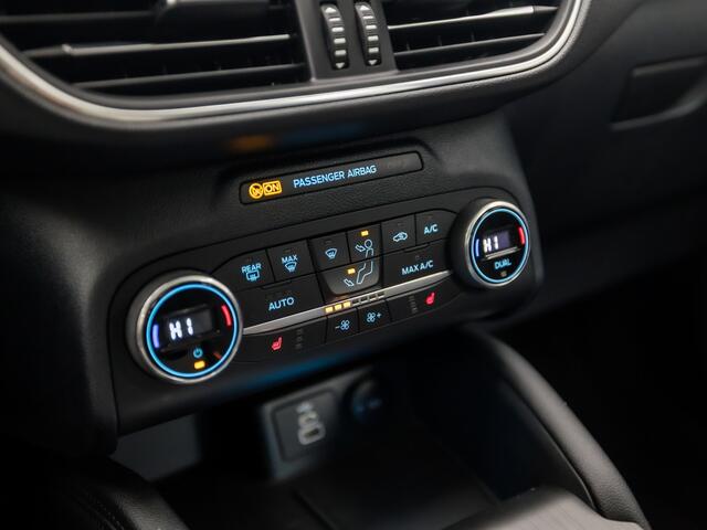 Ford KUGA 2.5 PHEV Titanium Sport 225Pk Automaat (VIRTUAL COCKPIT, APPLE CARPLAY, GROOT NAVI, CAMERA, STOELVERWARMING, SPORTSTOELEN, GETINT GLAS, KEYLESS, NIEUWE APK, NIEUWSTAAT)