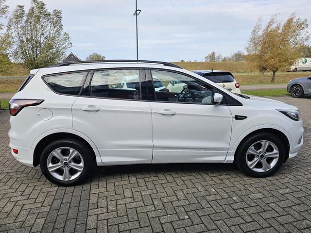 Ford KUGA 1.5 EcoBoost ST Line