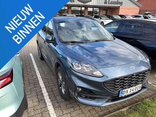 ford-kuga-2.5-phev-st-line-x--trek