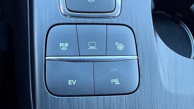 Ford KUGA 2.5 PHEV ST-LINE / Trekhaak+Driver+Techno+Winter pack