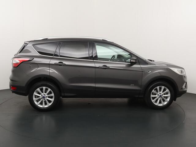 Ford KUGA 182PK EcoBoost Titanium Automaat | Xenon | Elektr. achterklep | Elektr. trekhaak | Winter Pack |